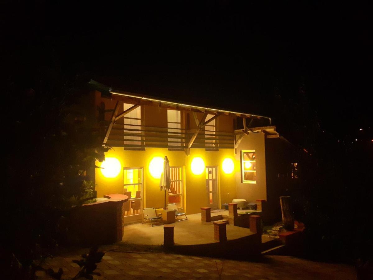 Village House Moo Moo 弗拉涅 外观 照片